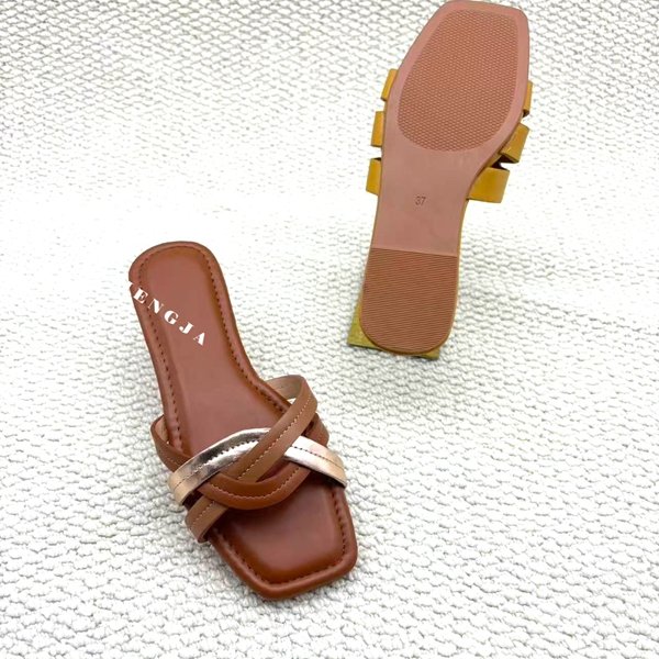 Flat sandals 2612