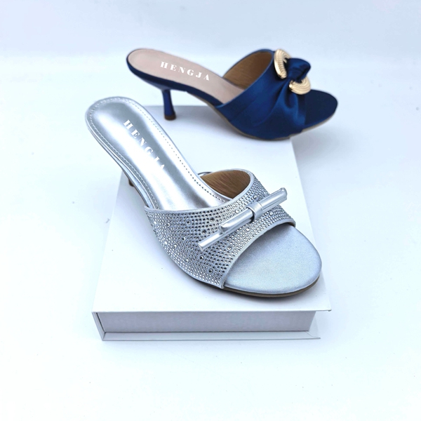 High-heeled sandals 2621